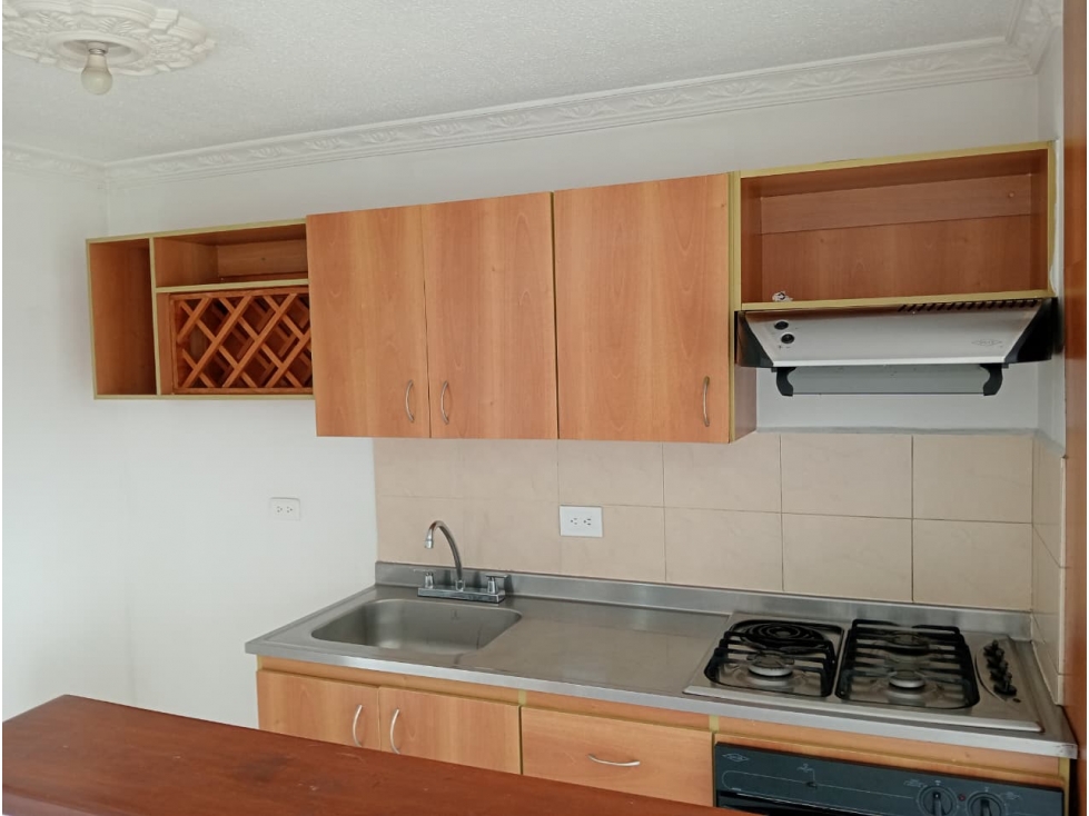 Apartaestudio en Arriendo en El Estadio, Medellín — foto 3