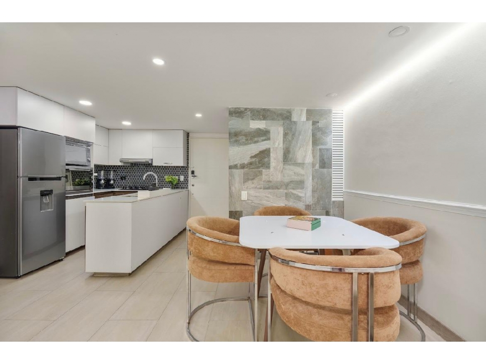Apartamento Amoblado en Arriendo en Laureles, Medellín