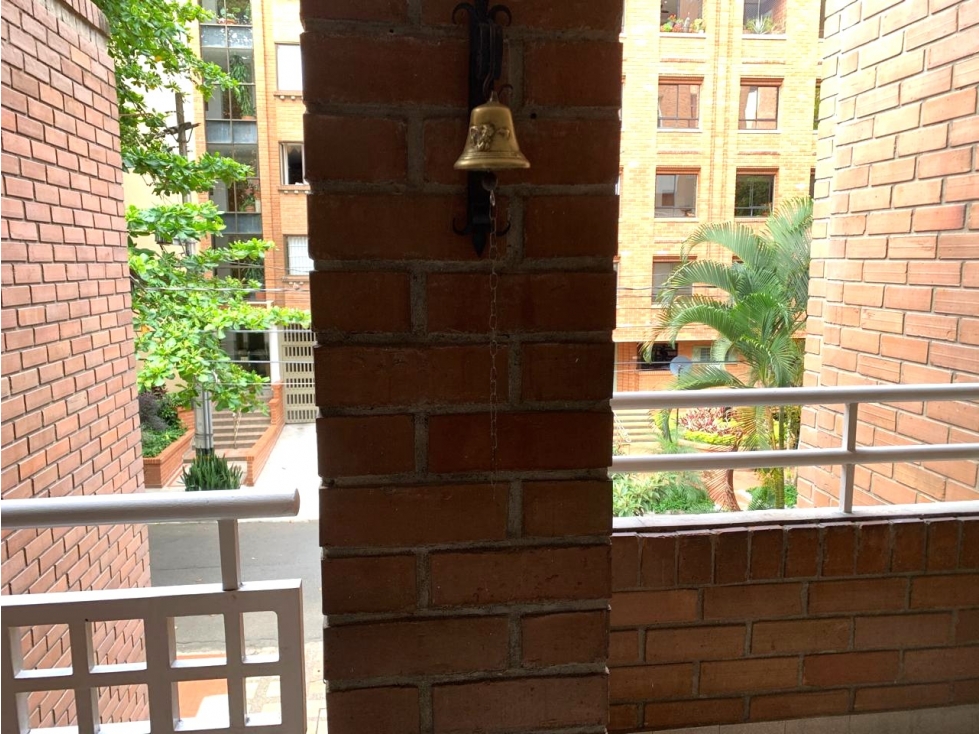 Apartamento en Venta en Laureles Santa Teresita, Medellín — foto 3