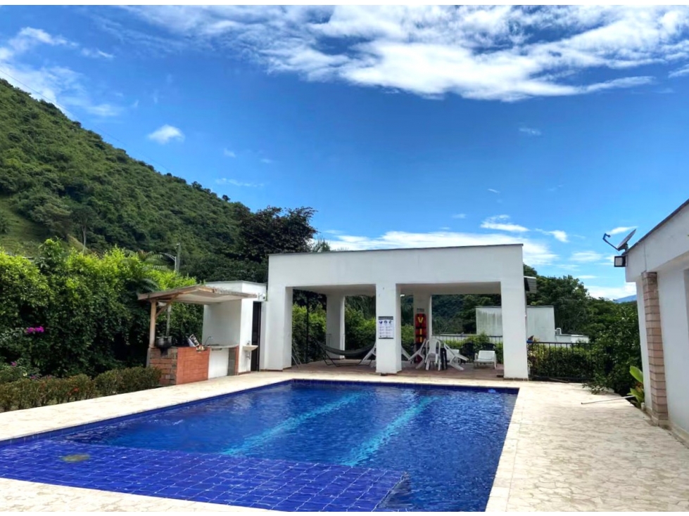Casa Campestre en Venta en San Jerónimo, Antioquia