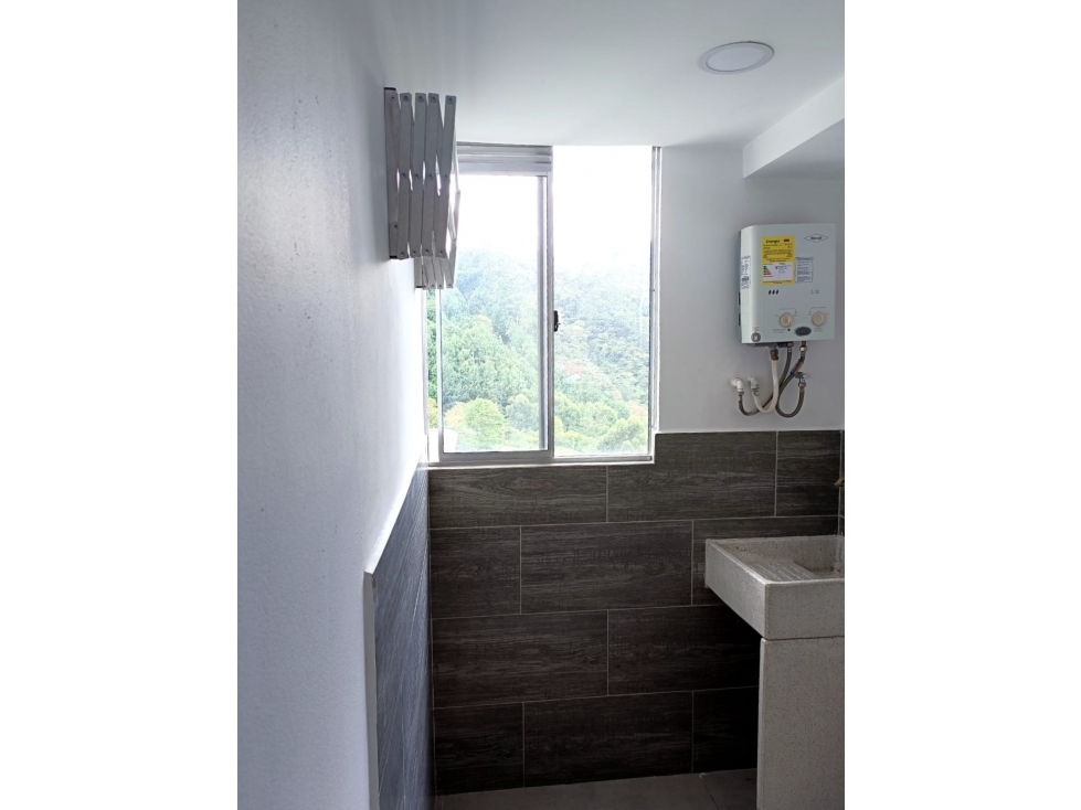 Apartamento en Venta en Sabaneta Loma De San José — foto 3
