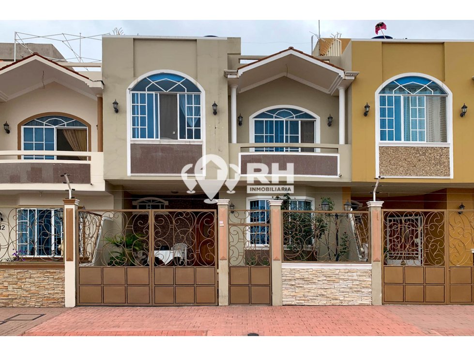 CASA DE DOS PLANTAS EN VENTA EN BRISAS REAL, MACHALA #JRAH
