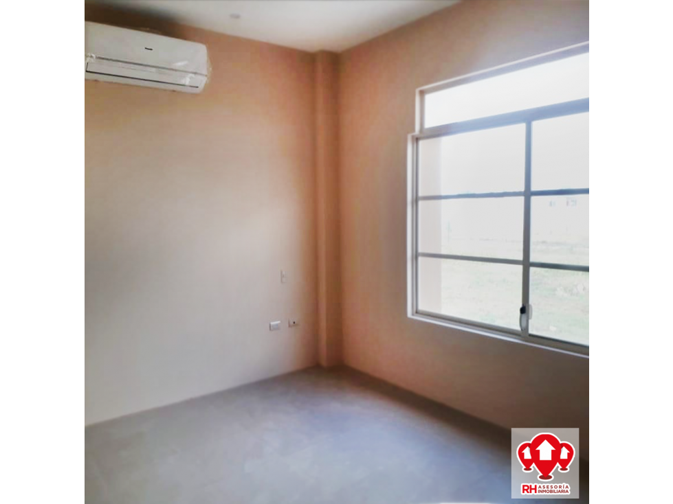 Casa en venta, Urb. Portal del Rio, Machala 450 — foto 2