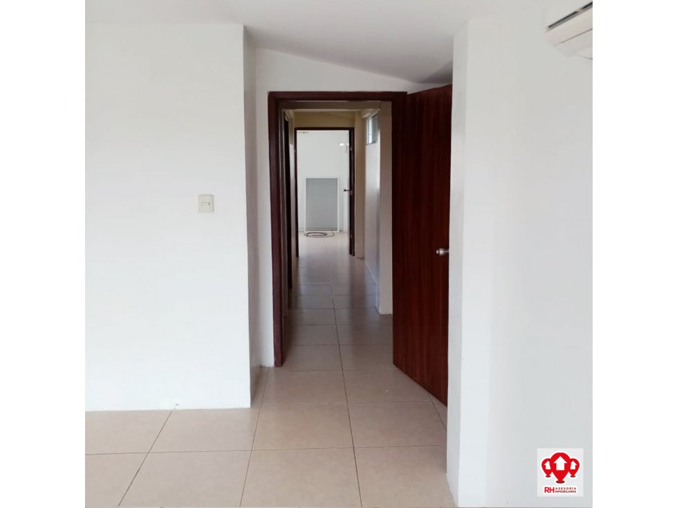 CASA EN ALQUILER EN URBANIZACION SANTA INES - MACHALA #RH24 — foto 6