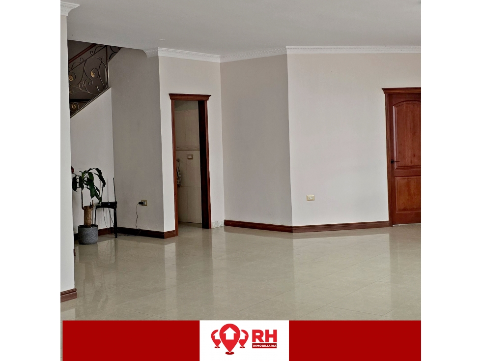 CASA AMOBLADA EN ALQUILER FRENTE A LAS CRUCITAS, MACHALA — foto 2