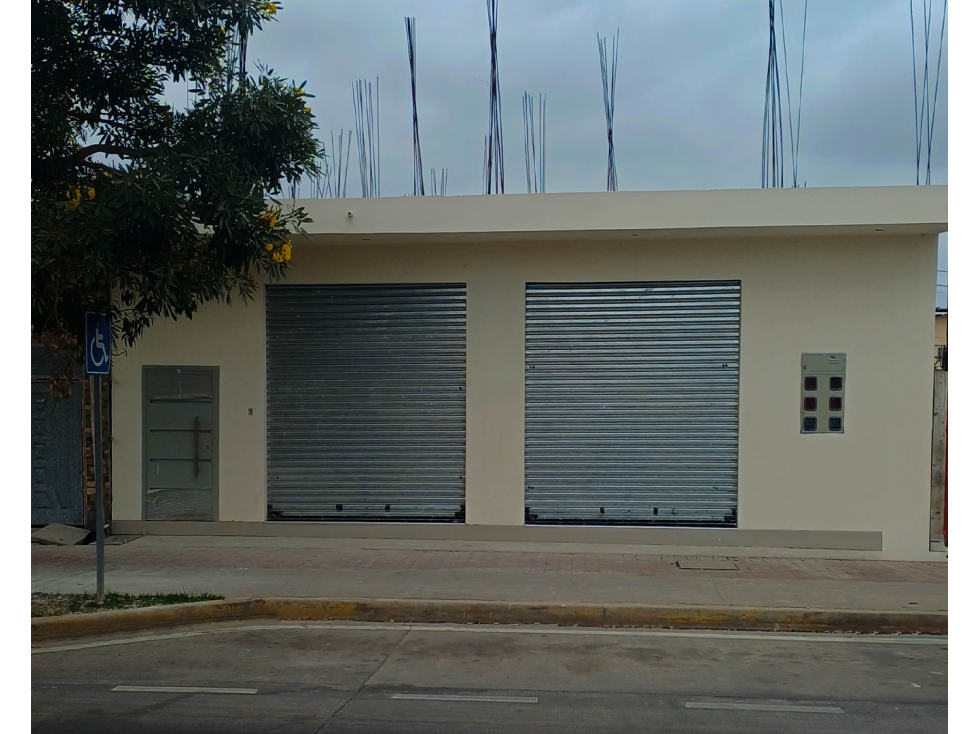 LOCAL COMERCIAL EN ALQUILER EN AV CIRCUNVALACION SUR Y COLON TINOCO