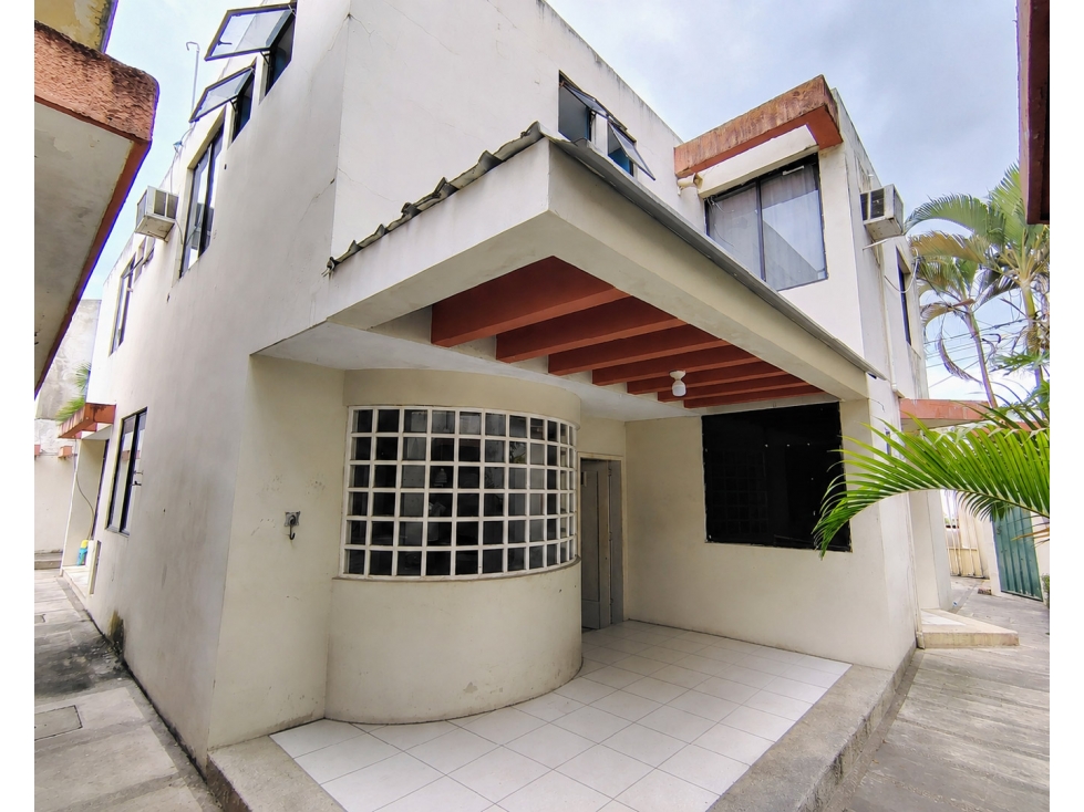 CASA EN VENTA EN LA URBANIZACION UNIORO - 3