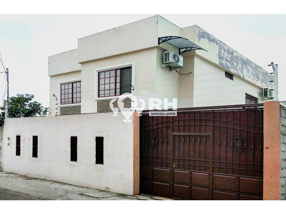 CASA CON DOS DEPARTAMENTOS INDEPENDIENTES EN VENTA, MACHALA #MN07