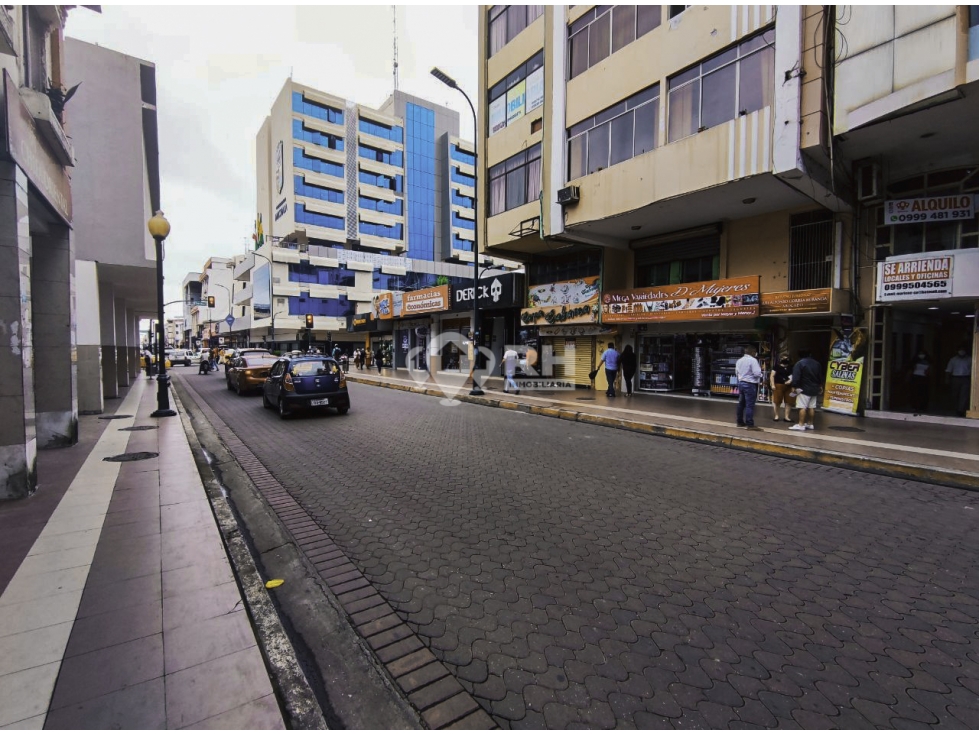 CONJUNTO DE OFICINAS EN ALQUILER AL CENTRO DE MACHALA #PR12 — foto 3