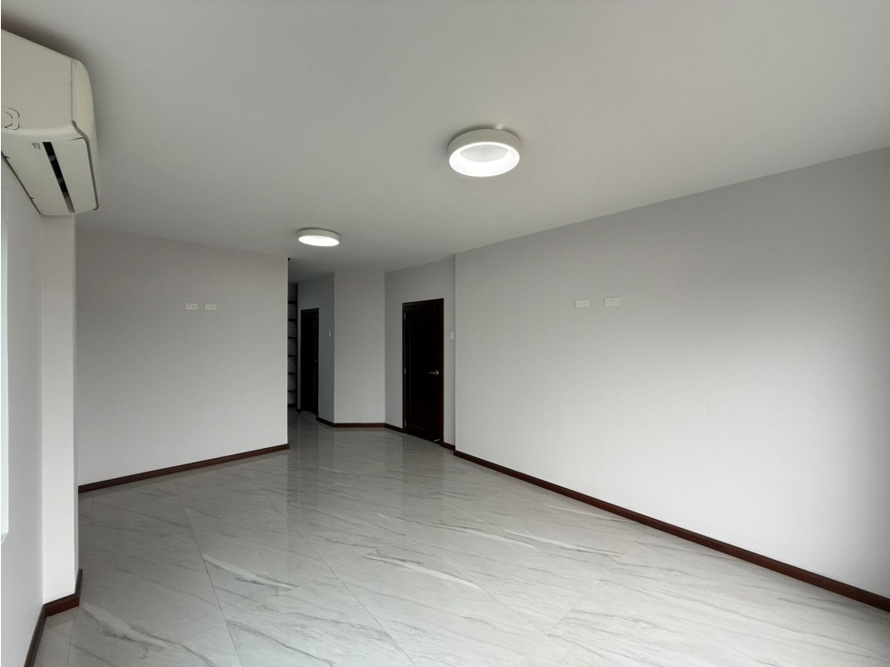 CASA EN VENTA EN VILLA MURANO — foto 3