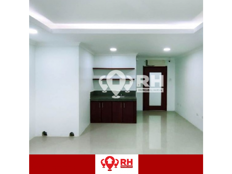 LOCAL COMERCIAL CON MEZANINE EN VENTA EN OROPLAZA, MACHALA #LSMI1 — foto 4