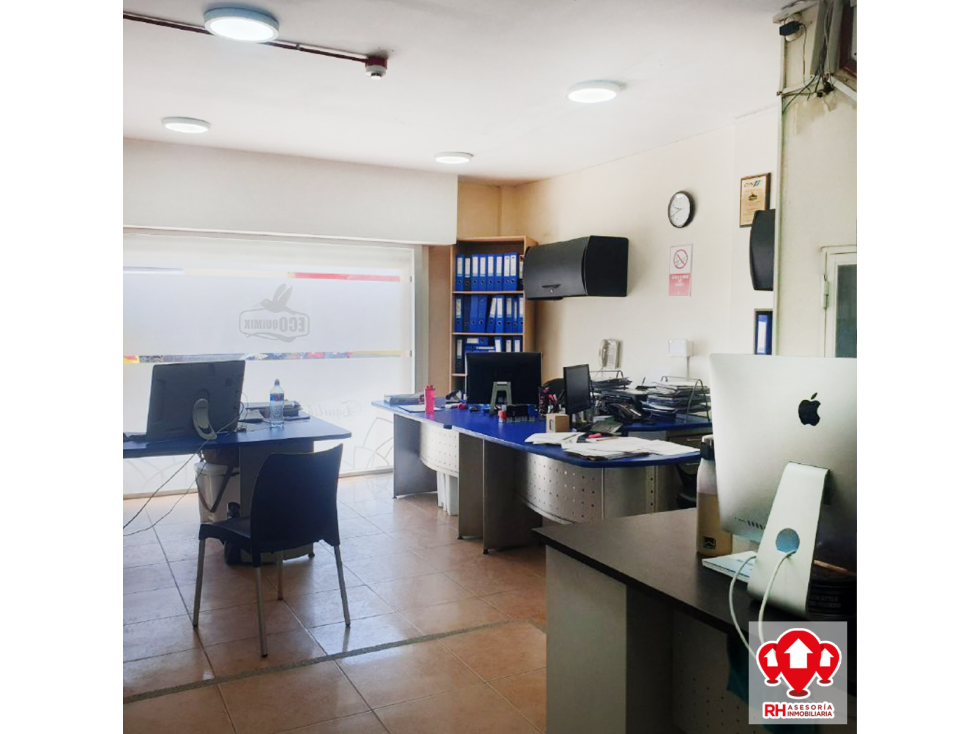 Edificio comercial, 1000m2 y bodega, Machala 884 — foto 5