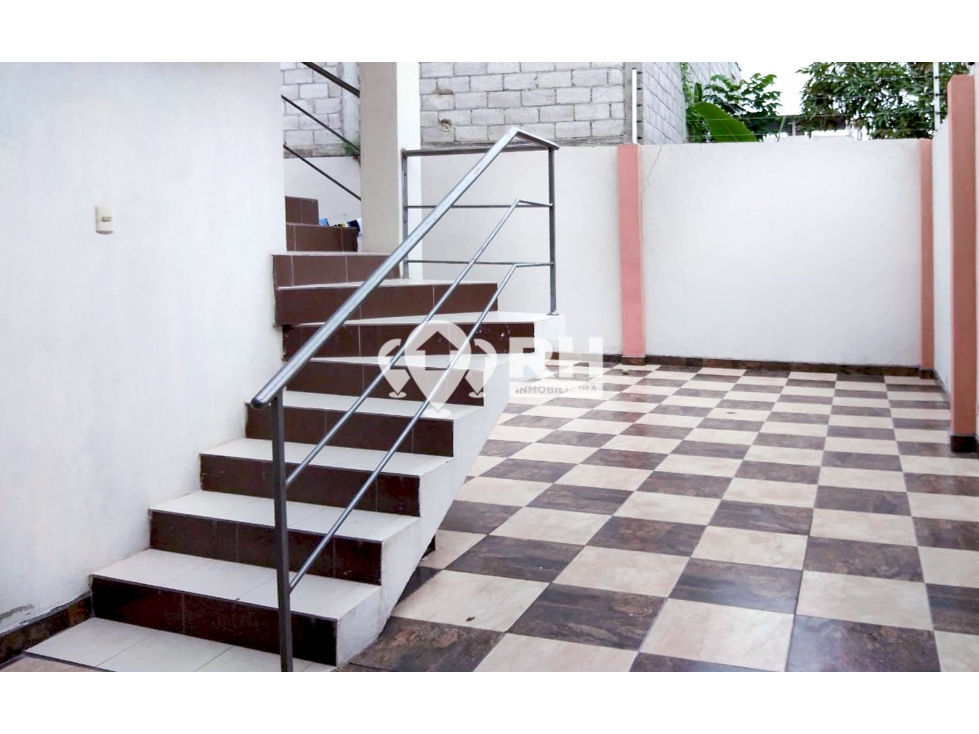 CASA CON DOS DEPARTAMENTOS INDEPENDIENTES EN VENTA, MACHALA #MN07 — foto 3
