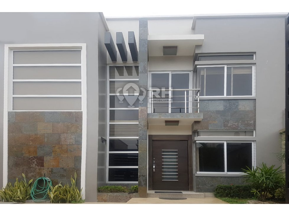 CASA CON GARAJE EN VENTA EN SAN PATRICIO, MACHALA #424 — foto 2