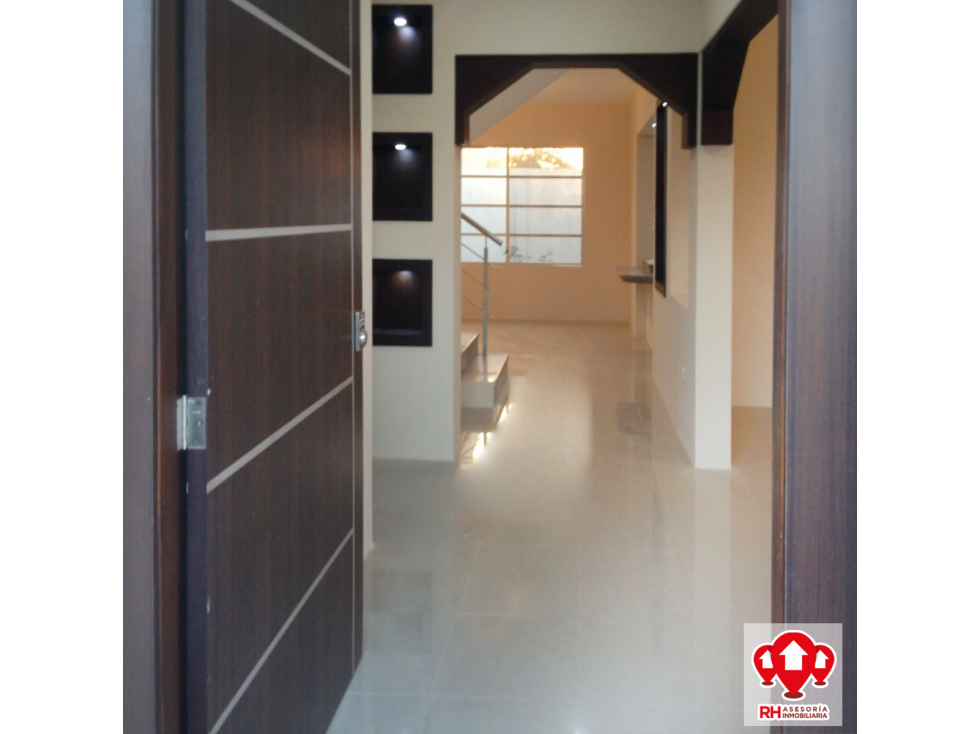 Casa en venta, Urb. Portal del Rio, Machala 450 — foto 3