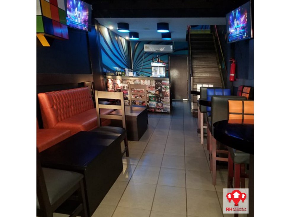 Local amoblado en venta, C.C. La Piazza 718 — foto 2
