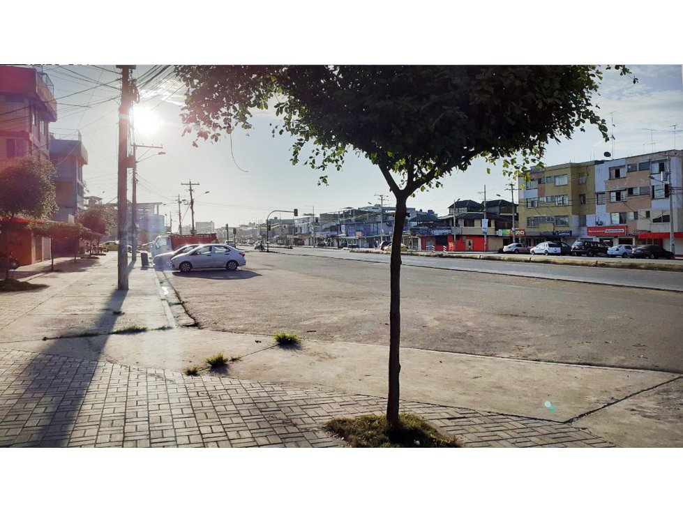 LOCAL ESQUINERO EN ALQULER, MACHALA #MP07 — foto 3