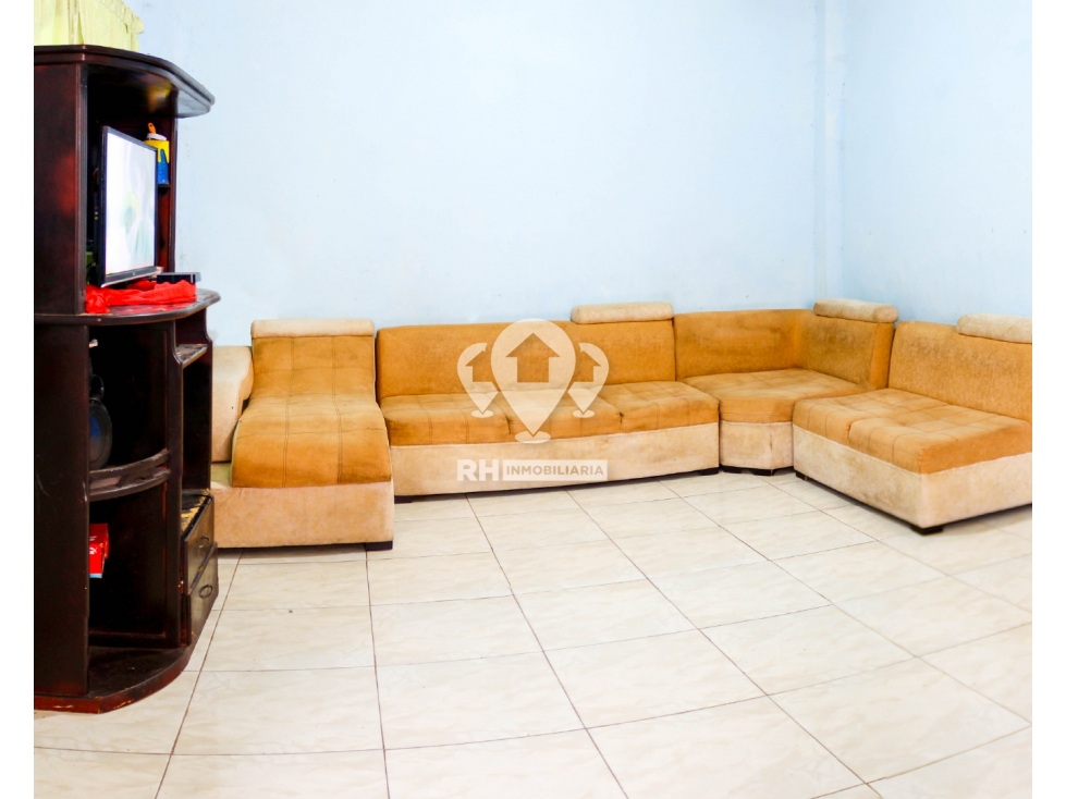CASA EN VENTA EN CDLA. LOS ALGARROBOS, MACHALA #GFHP — foto 3