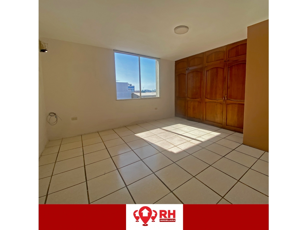 DEPARTAMENTO EN VENTA ENTRE LAS CALLES PASAJE Y SANTA ROSA, MACHALA - 3