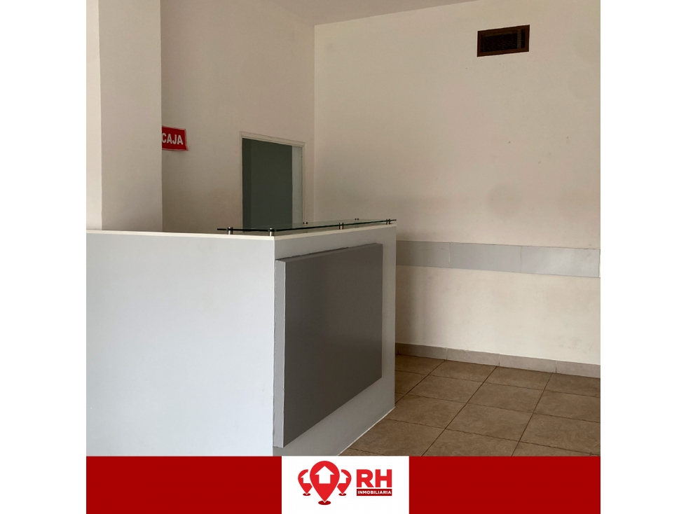 LOCAL COMERCIAL EN ALQUILER EN AV. COLON TINOCO, MACHALA — foto 2