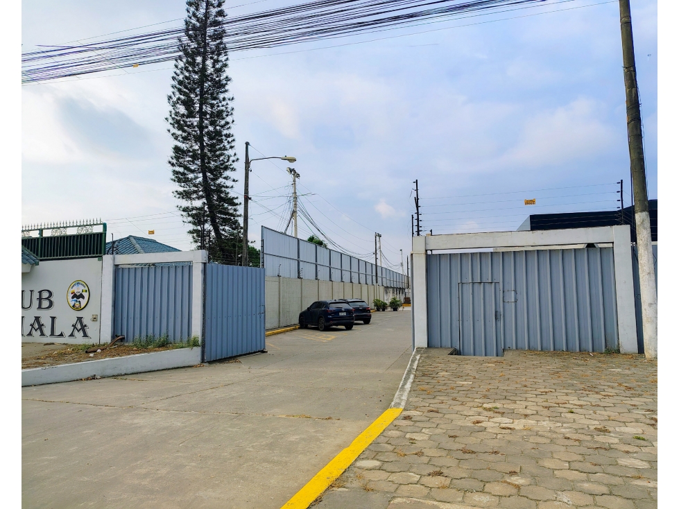 OFICINA O BODEGA SIN ALTURA EN ALQUILER DE 123 M2 EN MACHALA - 2