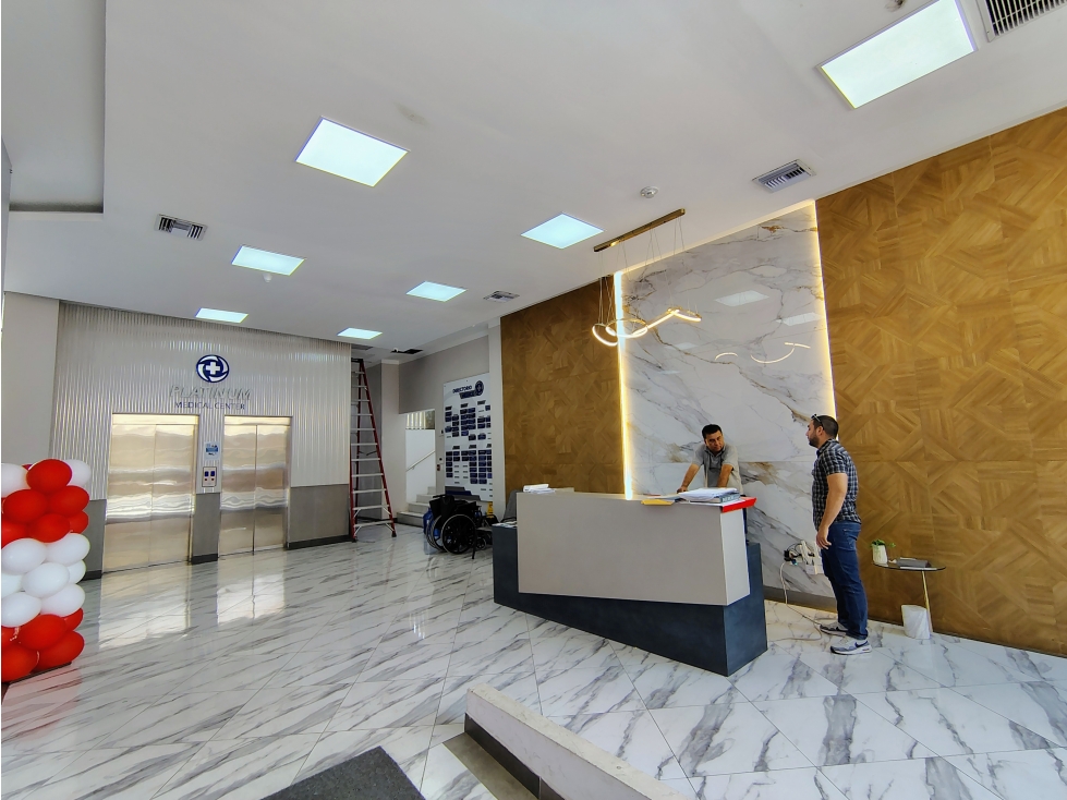 VENTA DE CONSULTORIO MEDICO EN EDICIO PLATINUM SECTOR LA CAROLINA - 5