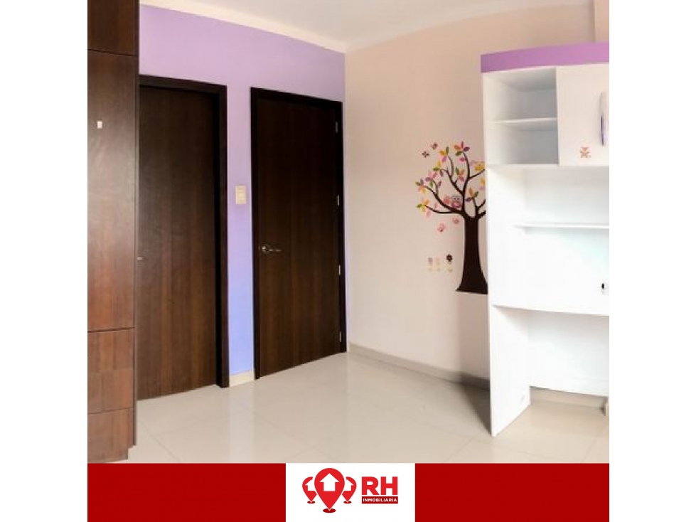 CASA EN VENTA EN URBANIZACIÓN OROCITY 1 , MACHALA #MFCP - 6