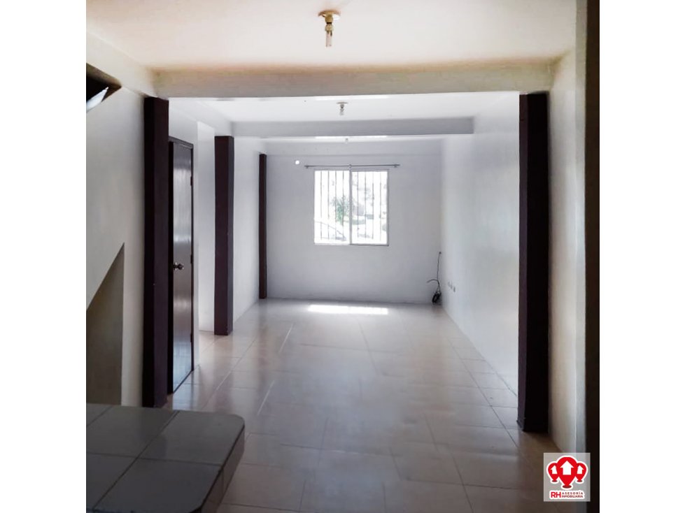 CASA EN ALQUILER EN URBANIZACION SANTA INES - MACHALA #RH24 — foto 2