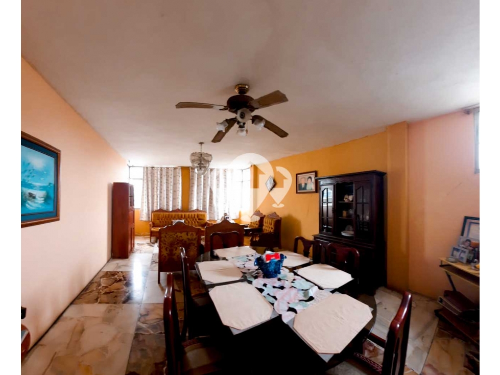 CASA RENTERA DE 3 PISOS EN CENTRO DE MACHALA #ECI — foto 4