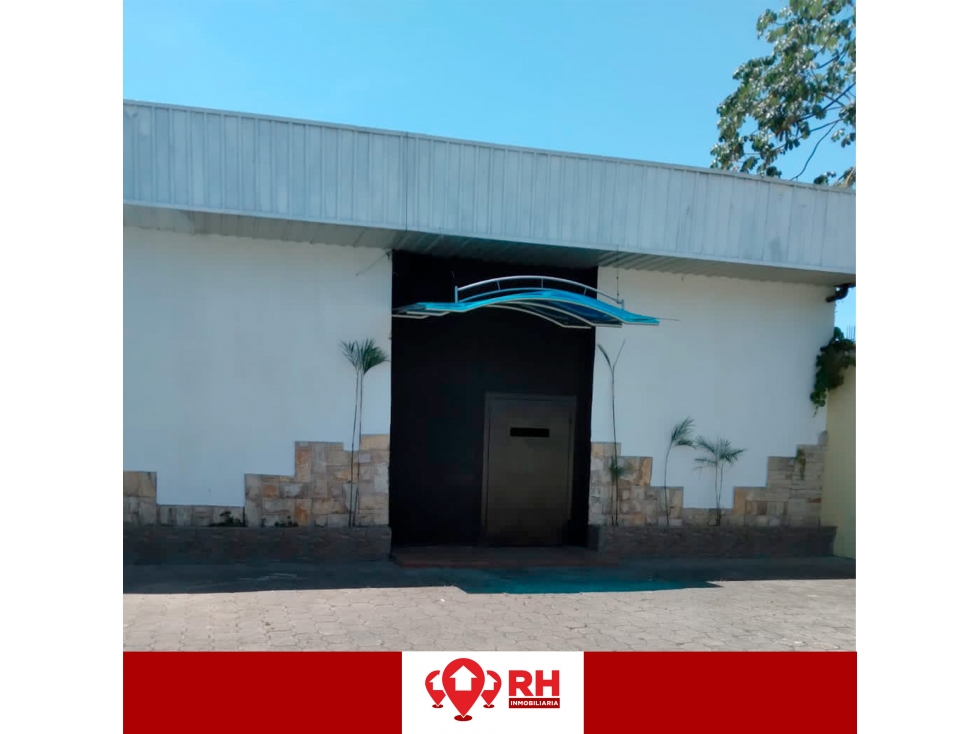 LOCAL COMERCIAL CON TERRENOS EN LA CALLE MARCEL LANIADO, MACHALA - 4