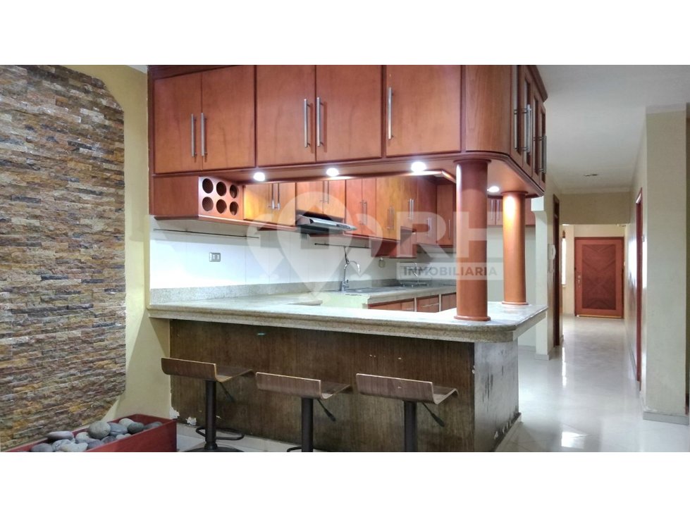 CASA VENTA EN EL CENTRO DE DE MACHALA #EDJ07 — foto 2
