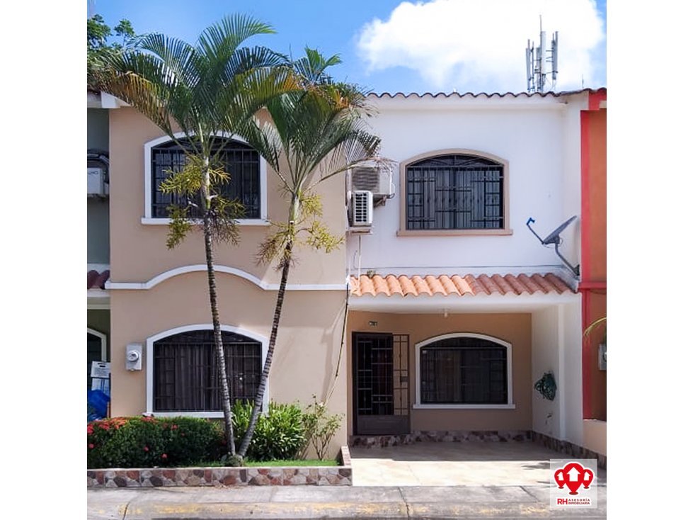CASA DE 2 PLANTAS EN ALQUILER EN CIUDAD VERDE - MACHALA NA24