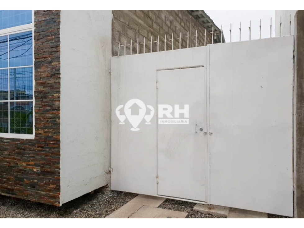 BODEGA CON GARAJE Y CERRAMIENTO EN VENTA EN MACHALA #CEM1 - 4
