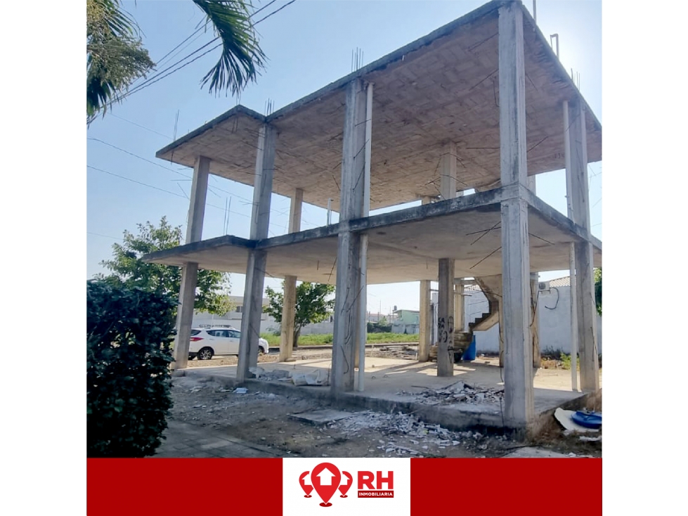 TERRENO CON ESTRUCTURA EN URB EL PORTAL DE LOS ESTEROS, MACHALA - 3
