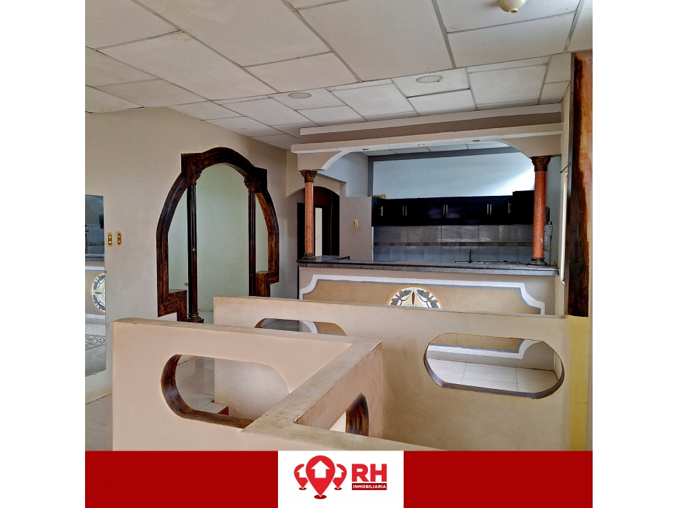 CASA EN VENTA EN LA CALLE MELINTON OCHOA, PASAJE — foto 2