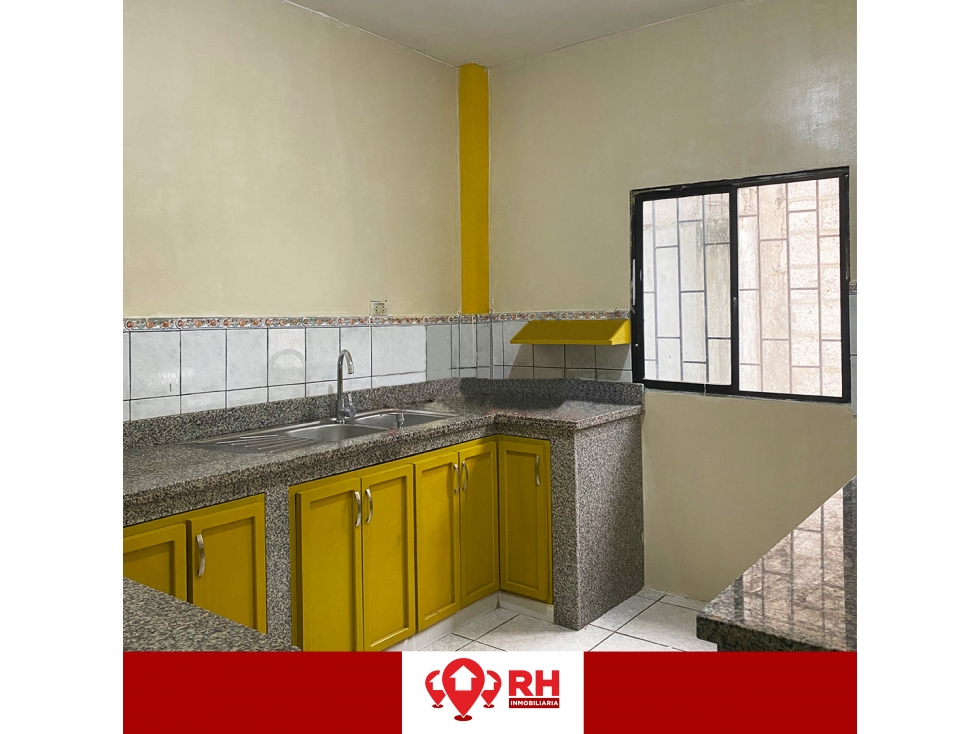 CASA DE VENTA EN EL BARRIO ELOY ALFARO, MACHALA — foto 3