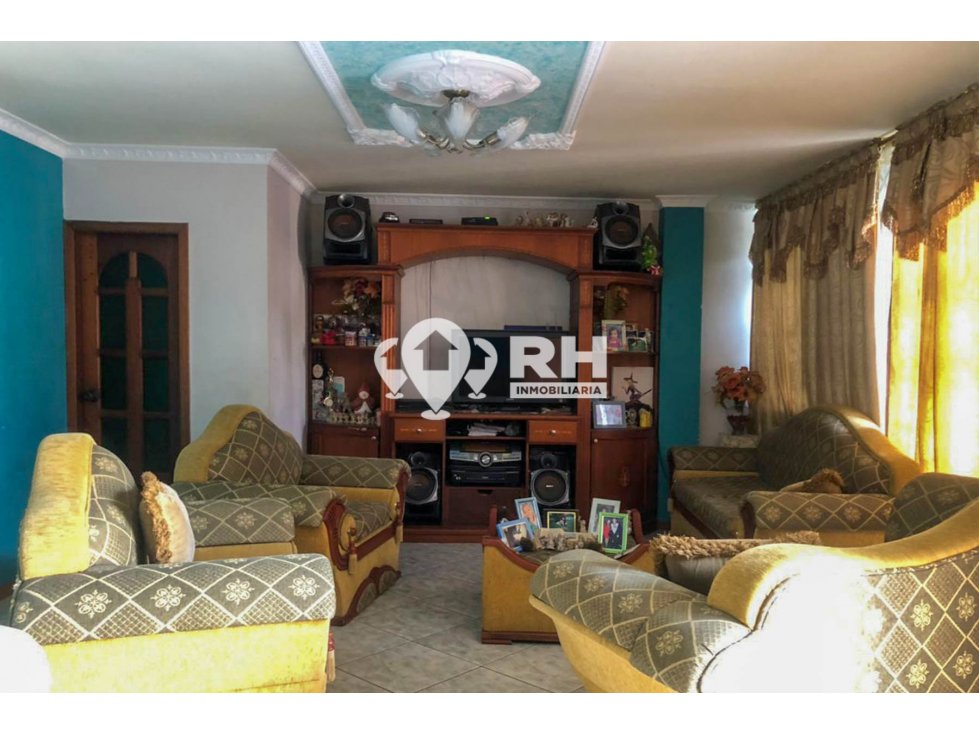 CASA CON LOCAL Y 4 HABITACIONES EN VENTA EN EL CENTRO DE MACHALA #JRS — foto 4
