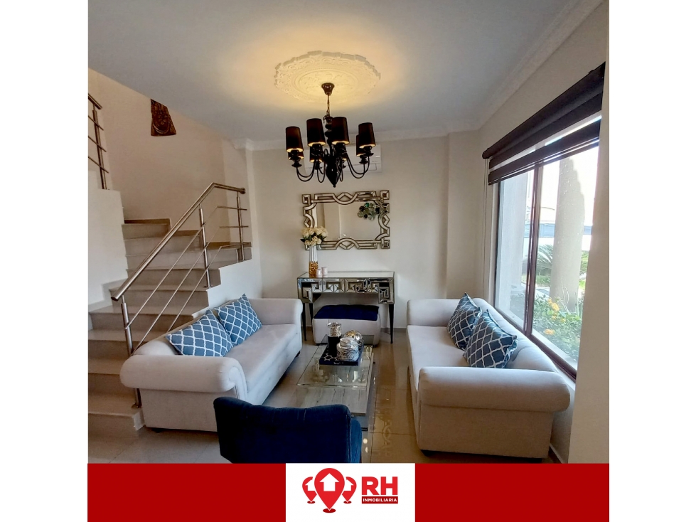 EN ALQUILER CASA SEMIAMOBLADA EN URBANIZACIÓN ORO CITY II, MACHALA — foto 2