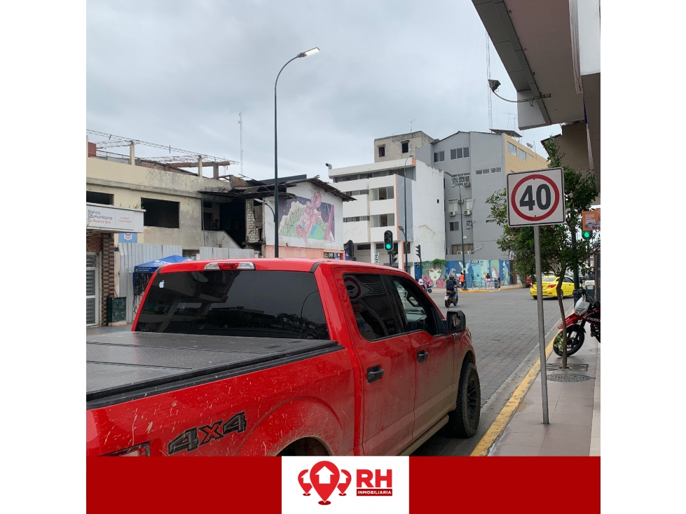 LOCAL COMERCIAL EN ARRIENDO EN LA CALLE NAPOLEON MERA, MACHALA - 5