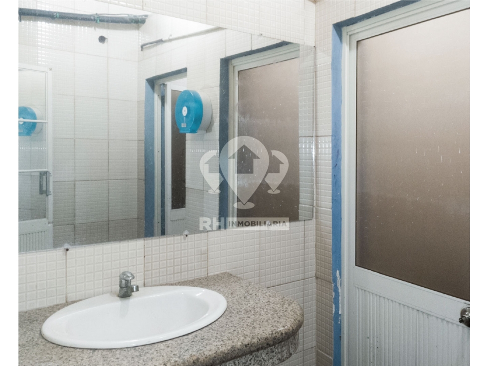 EDIFICIO EN VENTA CON LOCAL COMERCIAL AL NORTE DE MACHALA #RNLP — foto 5