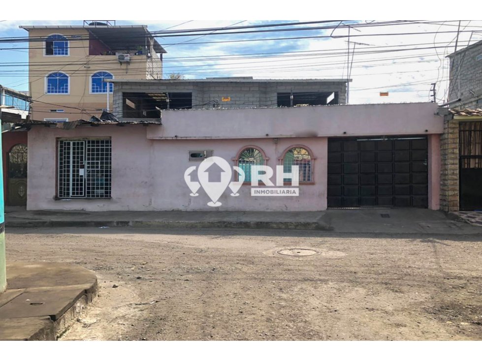 CASA CON LOCAL Y 4 HABITACIONES EN VENTA EN EL CENTRO DE MACHALA #JRS