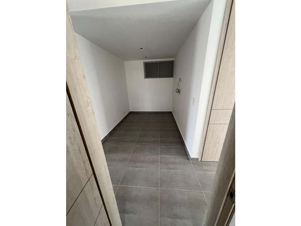 ARRIENDO APARTAMENTO PORTAL DE GENOVES — foto 5