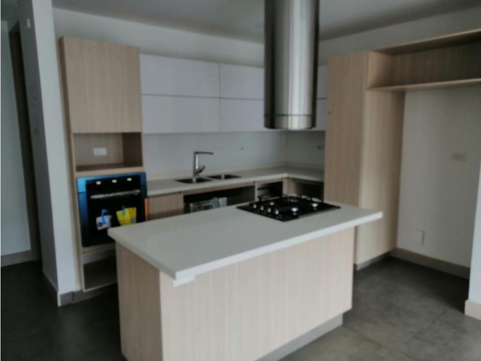 Apartamento en venta, Cristales, Oeste, Cali