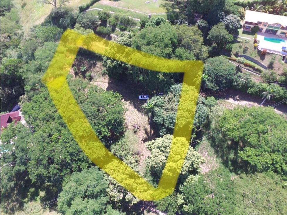 Venta de lote en Santa Fe de Antioquia unidad cerrada — foto 2