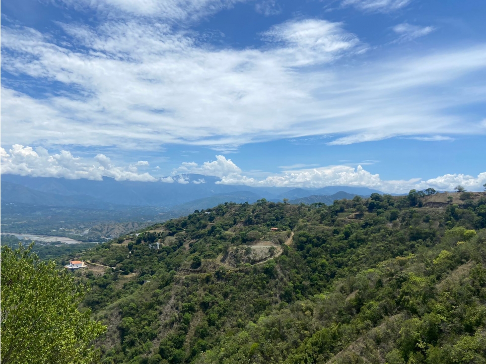 Vendo o permuto espectacular lote en Santa fe de Antioquia