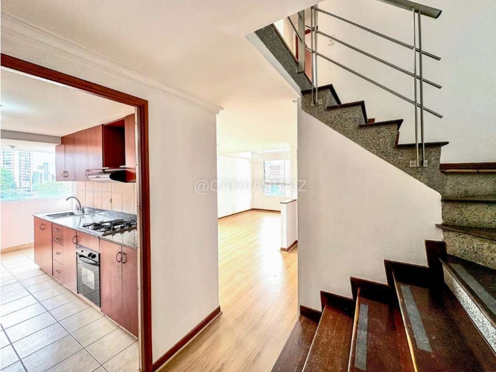 Vendo Apartamento en El Poblado, cerca a la Milla De Oro del poblado — foto 2