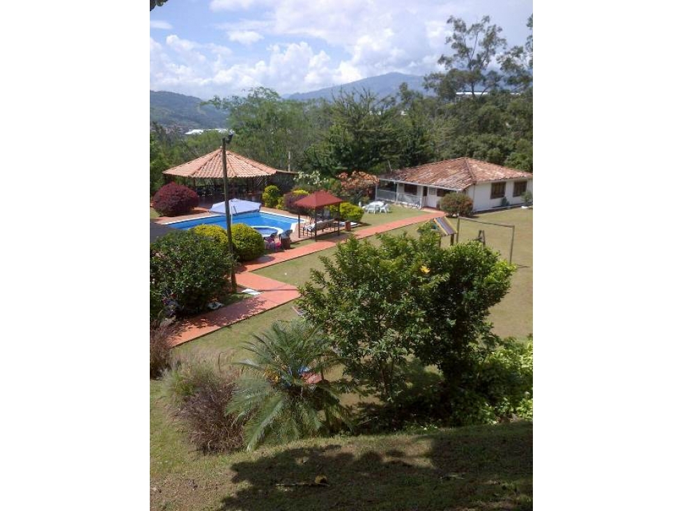 Casa Finca en Venta A 5 Minutos del Parque de Copacabana — foto 3