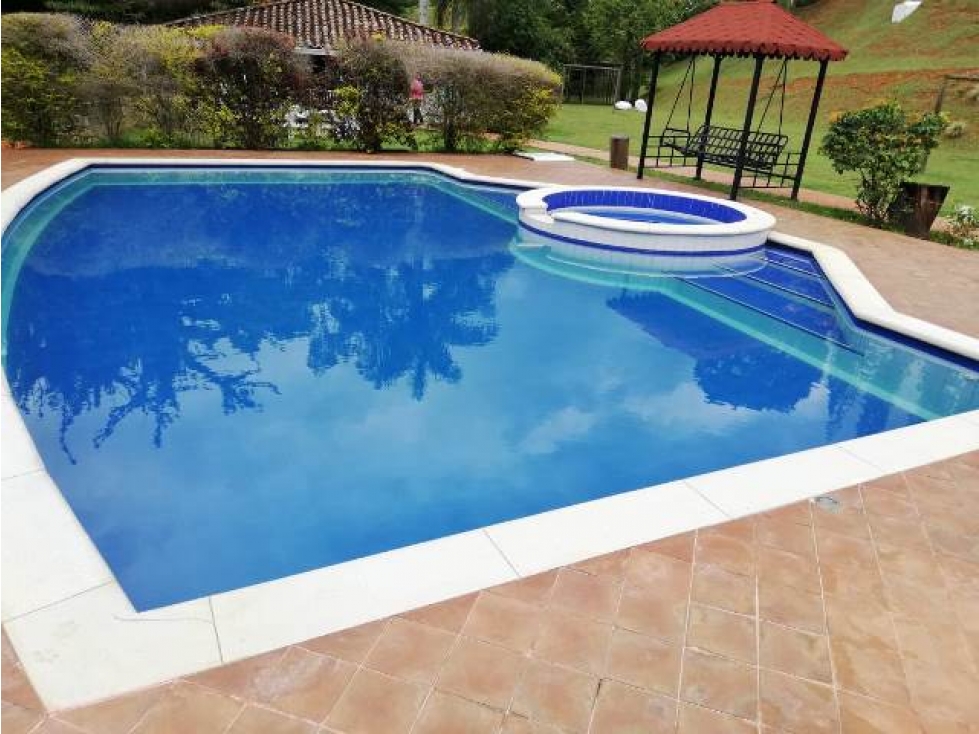 Espectacular Propiedad Campestre en Venta Copacabana! cerca al parque. — foto 5