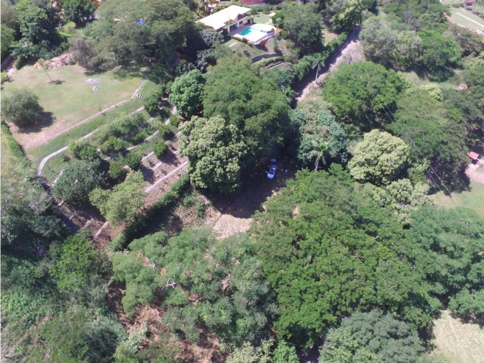 Venta de lote en Santa Fe de Antioquia unidad cerrada