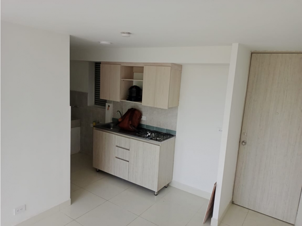 Vendo apartamento cerca colegio canadiense la Estrella — foto 2
